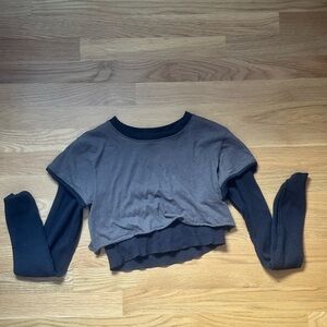 BDG Women’s Cropped Layered Longsleeve Size Small
